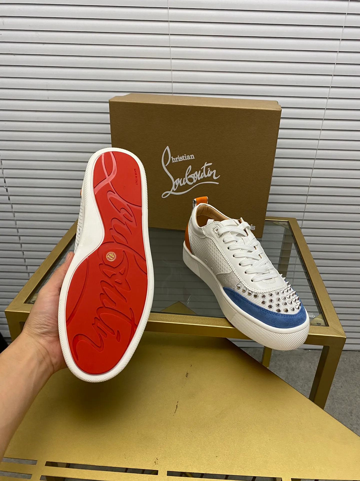(Customized model) Ex-factory price is 600. christian louboutin (CL red sole shoes) counter series, casual sneakers for couples 📢 📢 📢 Exclusive hot style release 🎈🎈💪 Movable latex feet 👻 Finished outsole line [Proud] 😝Female 35-40# Male 38#-46, global supply😝 [Top version]: Original imported genuine leather upper, top original leather lining, original molded TPU outsole, original 1:1 detail processing, original shoe last,